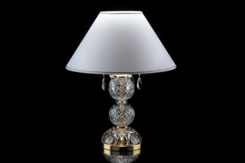 Křišťálové stolní lampy ✨ [DOPRAVA ZDARMA] | ArtCrystal.cz