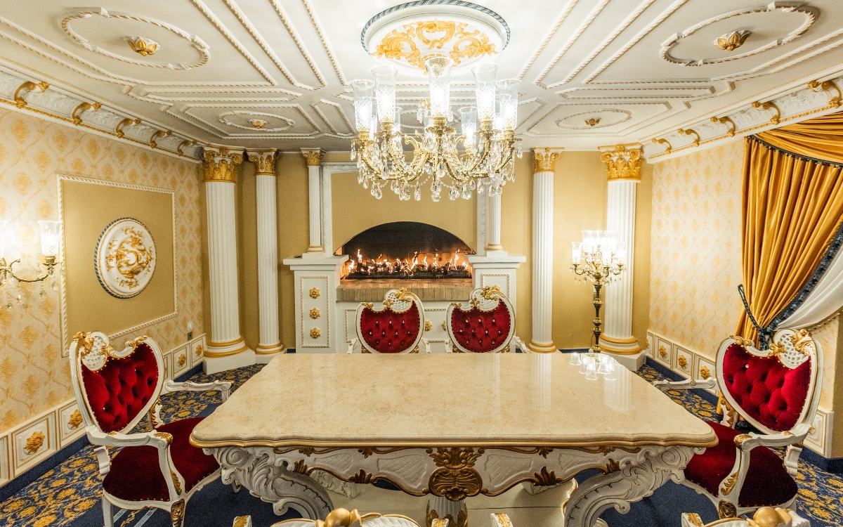 Lustry ArtCrystal Tomeš s ručně broušenými křišťálovými tulpnami