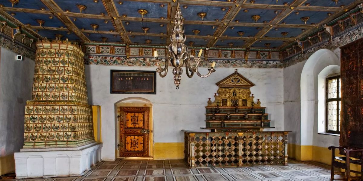 Křišťálové lustry na hradech a zámcích