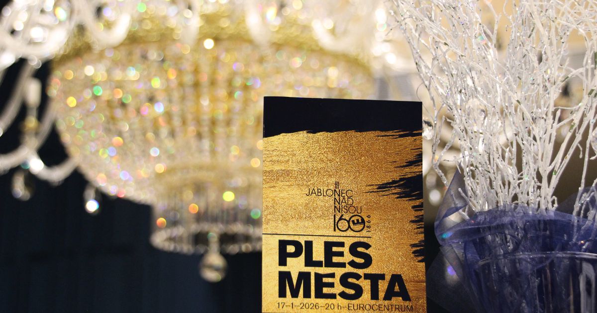 Jak křišťálový lustr ArtCrystal Tomeš rozzářil městský ples