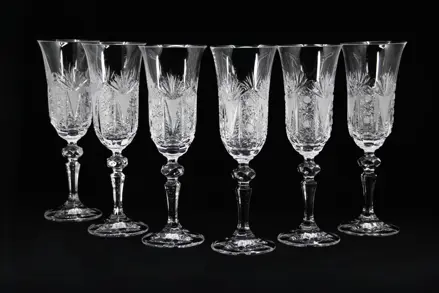 Broušené skleničky na sekt JKS009