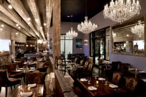Nový rozměr chuti pod křišťálovým osvětlením - Maison Pucha Bistro, USA