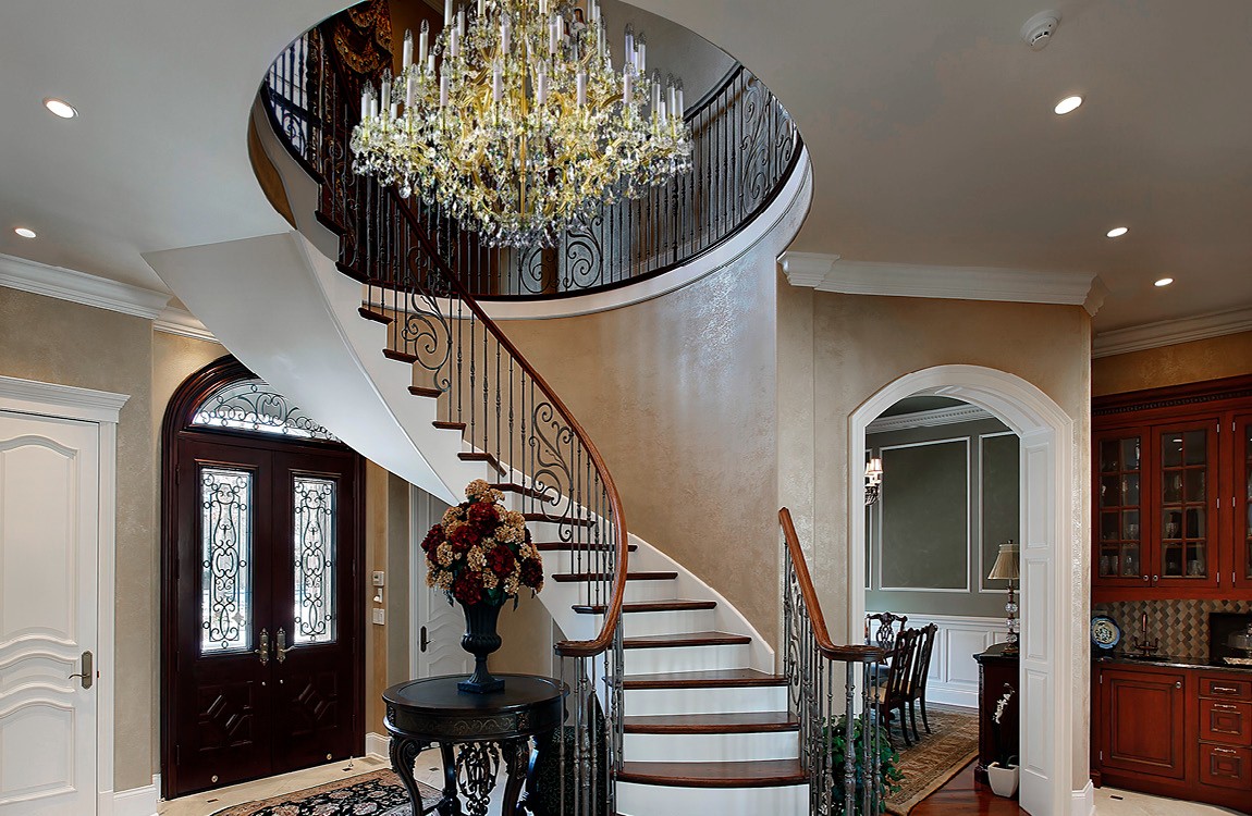 Staircase crystal chandelier L403