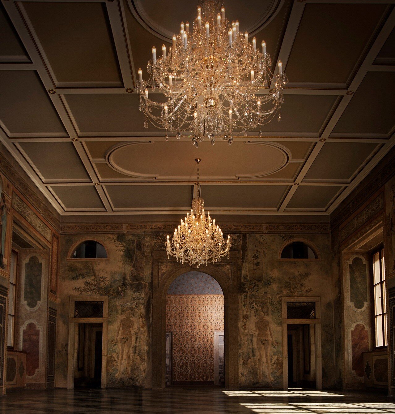 Large crystal chandelier for hallway in chateau style LLCH42