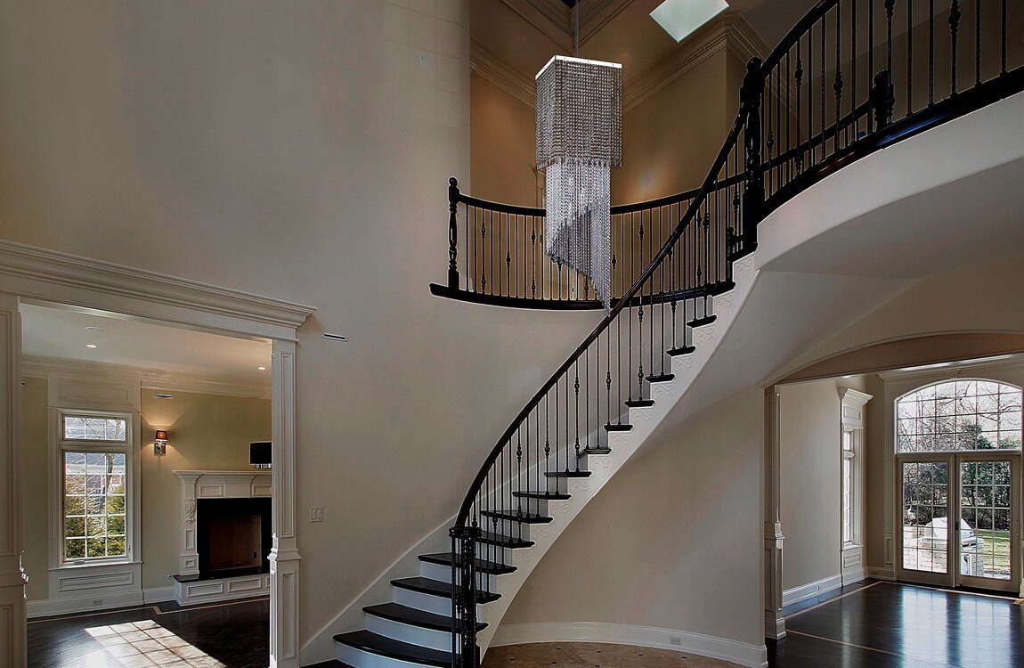 Crystal spiral above the staircase in urban style L433CE