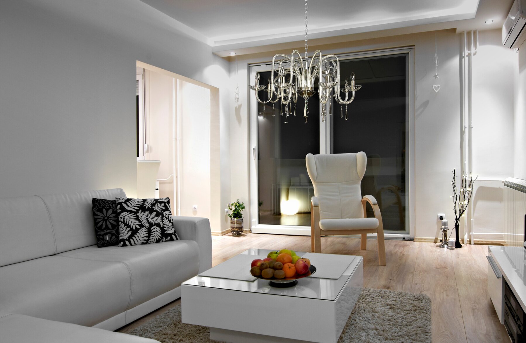 Moderní lustr do obývacího pokoje v moderním stylu  LW502080101