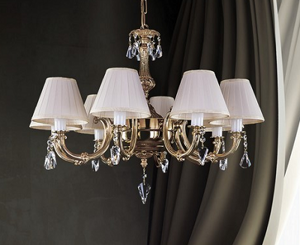 Chandelier cast fittings in the dining room