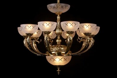 Chandelier cast AL207