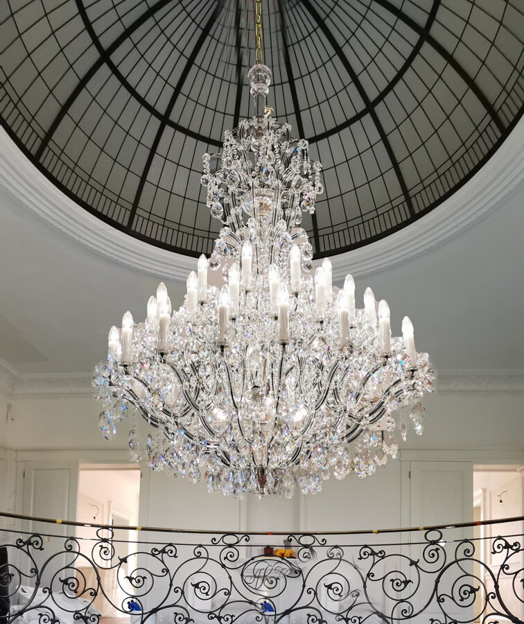 Chandelier Maria Theresa BXL10952B248black