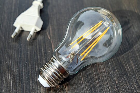 Energy consumption of different types of bulbs